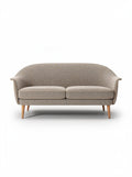 Moderner Sofa mit gerundeten Kanten und Holzbeinen